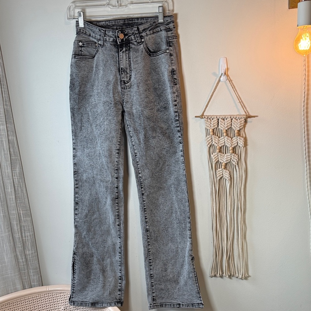 EUC Shein Gray Wash Flare Slit Hem Stretch Jeans 4/S